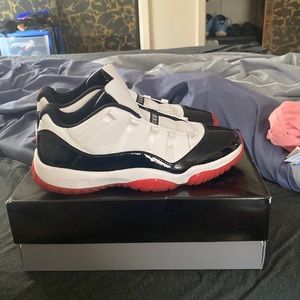 Jordan low 11 concord bred size 11